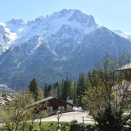 Ferienwohnung Kobor * Mittenwald