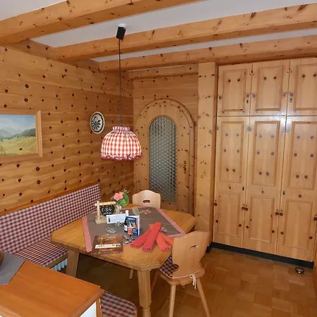 Ferienwohnung Kobor * Mittenwald