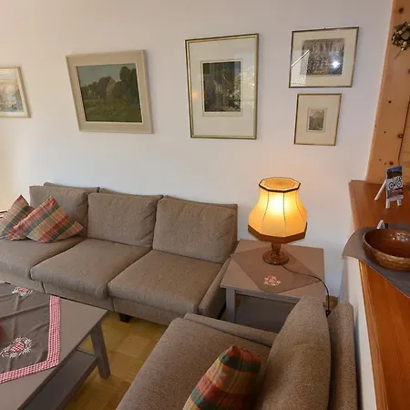 Ferienwohnung Kobor Apartment *